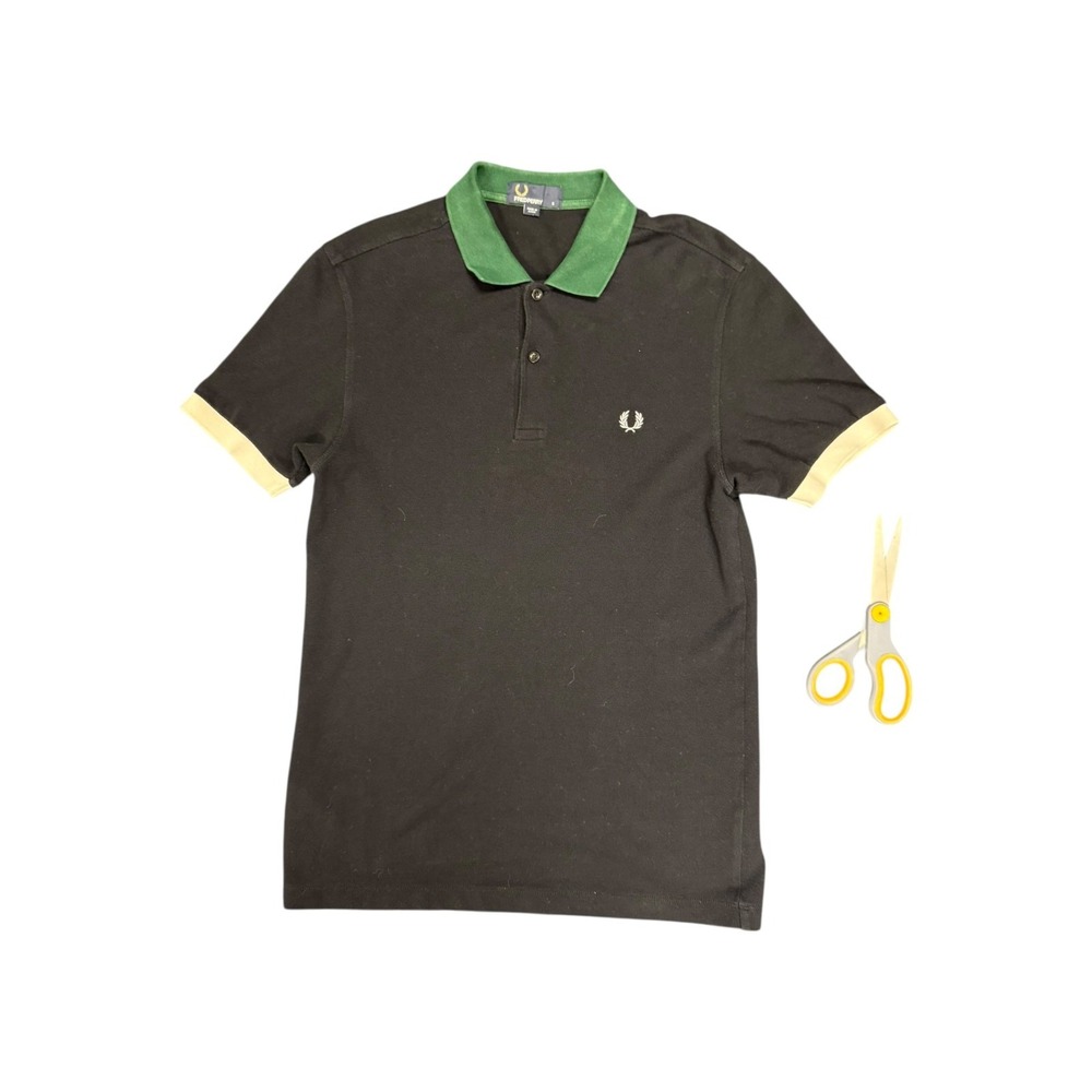 Fred Perry Polo Shirt Mens Small Black Good Green Collar Contrast M3553